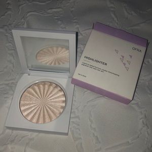 ‼️ SOLD ‼️ofra highlighter